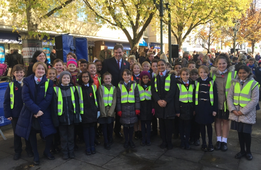 Jeremy Quin MP With pupils from Arunside School in Carfax on 11th November
