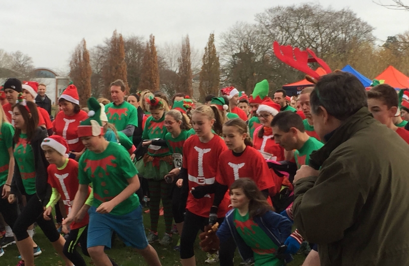 Starting the "Elves versus Father Christmas" Race in Horsham Park - all in aid of St Catherine's Hospice.