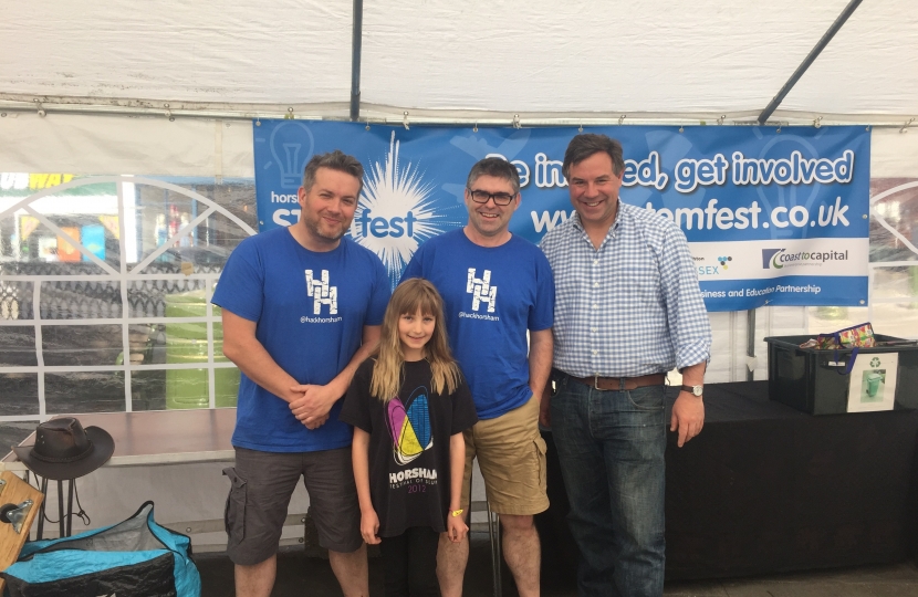 It was a great relief to be in Carfax on Saturday not wearing a rosette! It was a pleasure to touch base with the team setting up Horsham's STEMfest a great HackHorsham activity.
