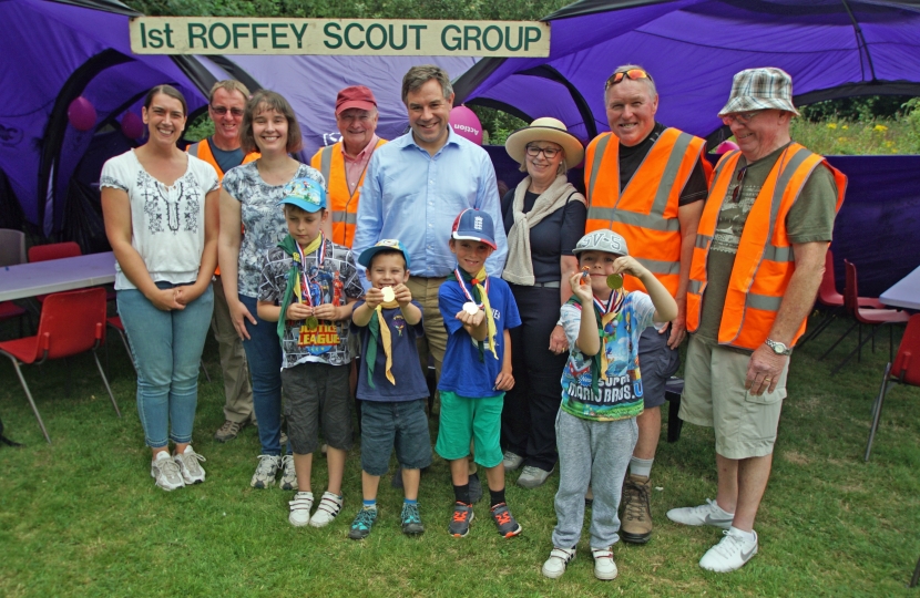  Meeting stewards and volunteers supporting the Horsham Riverside Walk – which again saw an increase in numbers, many coming from far afield.  Congratulations to 1st Roffey Beavers for completing the first stretch! 